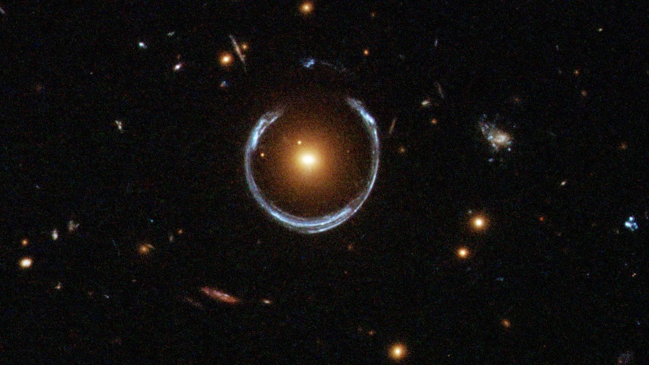 Gravitational lensing ring
